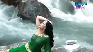 سرخ بالوں والی اس کے پریمی کے ساتھ جنسی ہے. فیلم سکسی جدید ترکی