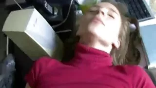 ہیلو کے موقع پر ایک شیطان ، اتارنا فیلم سکی ترکی fucking.