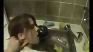 نشے میں لڑکی منہ سکس در فیلمهای ترکی میں سہ جاتا ہے.