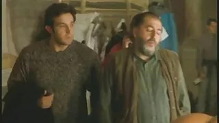 وہ ایک چالاک نظر سگسی ترکی کے ساتھ سہ نگل.